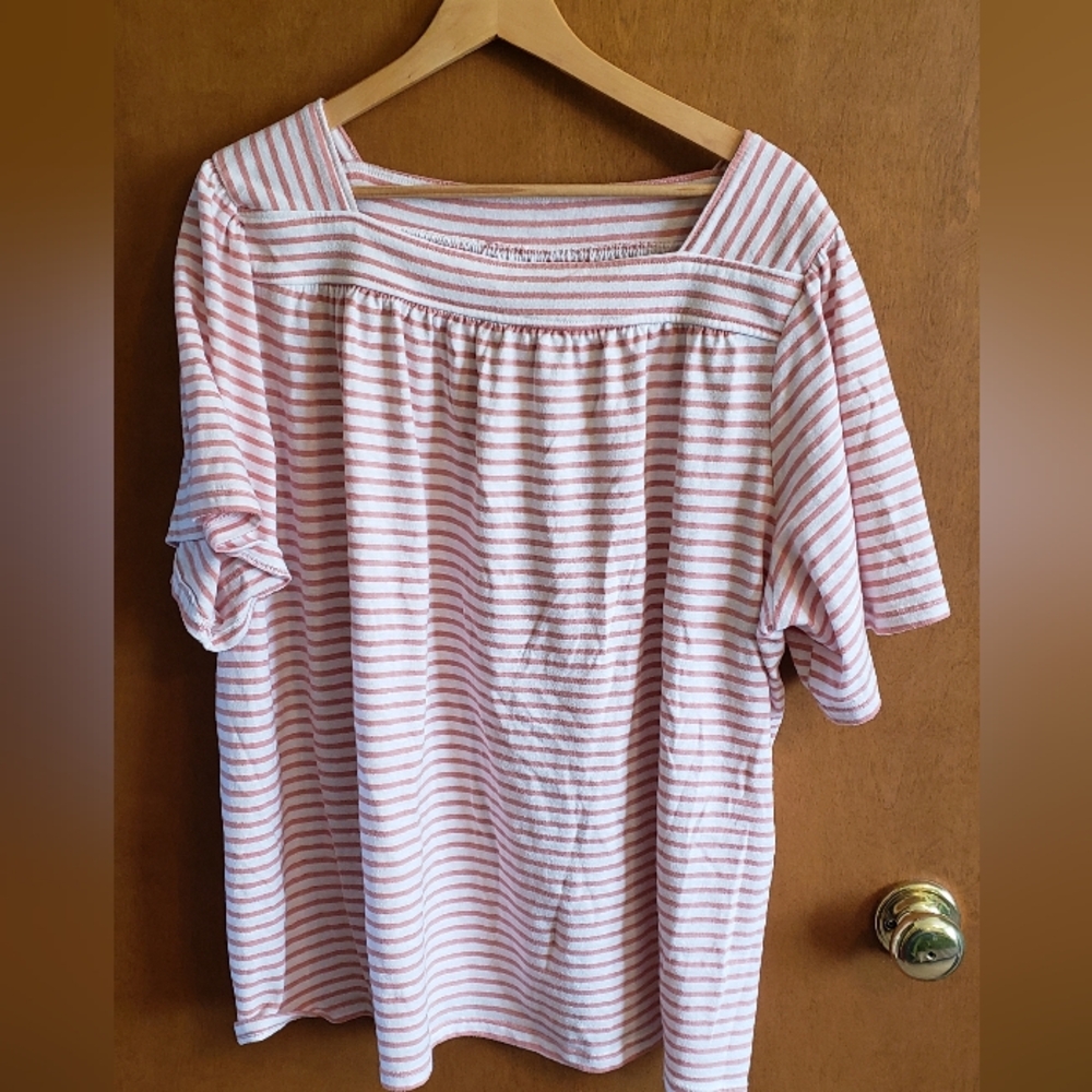 Croft and Barrow square neck top